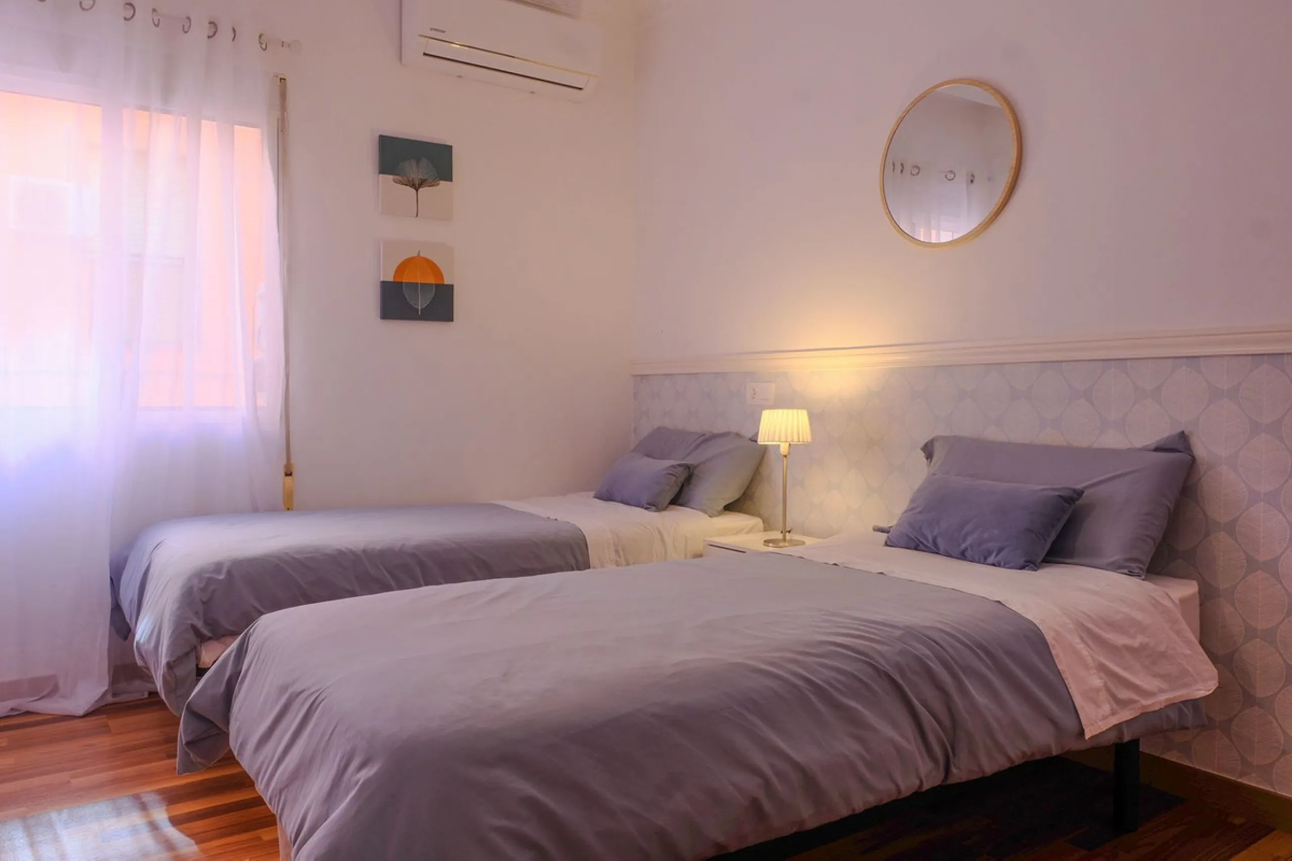 Charming Refurbished Apartment in Málaga City – La Goleta Area