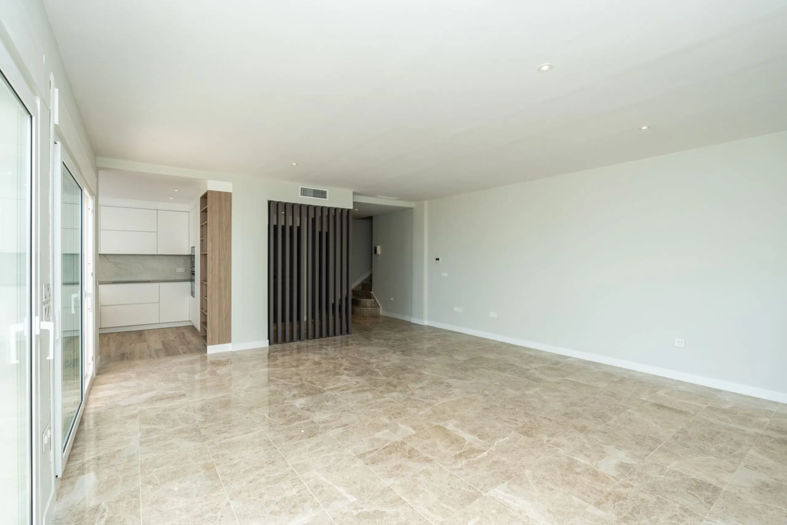 RENOVATED  DUPLEX APARTMENT IN SANTA CLARA GOLF