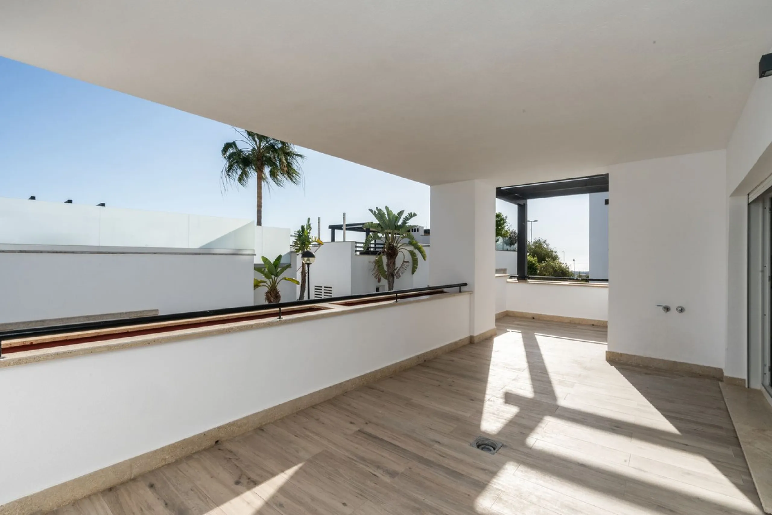 RENOVATED  DUPLEX APARTMENT IN SANTA CLARA GOLF