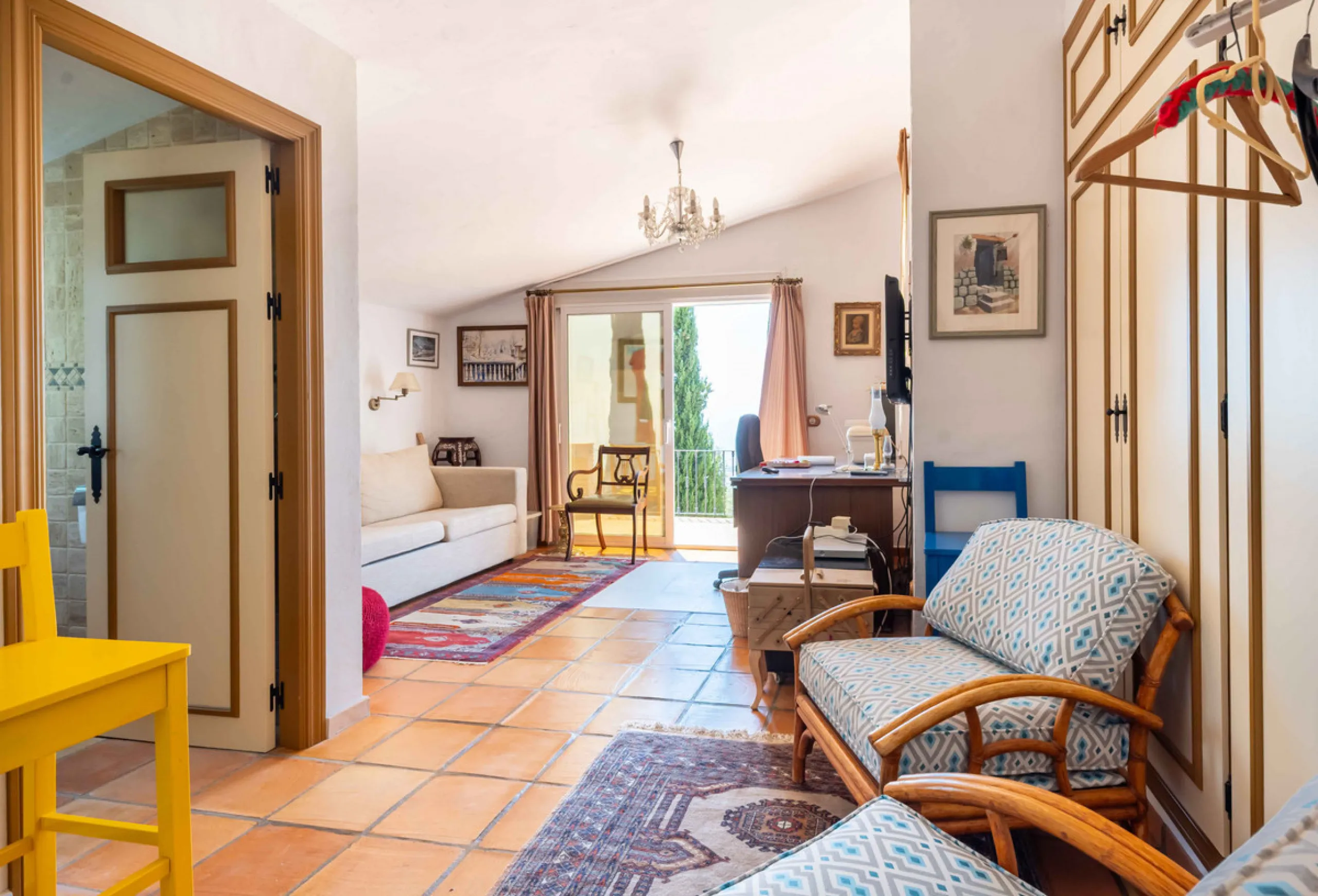House - Detached Villa в продаже в Mijas, Málaga. В доме 5 спален и 4 ванных комнат. Площадь дома 322 м². Площадь участка 1777 м²