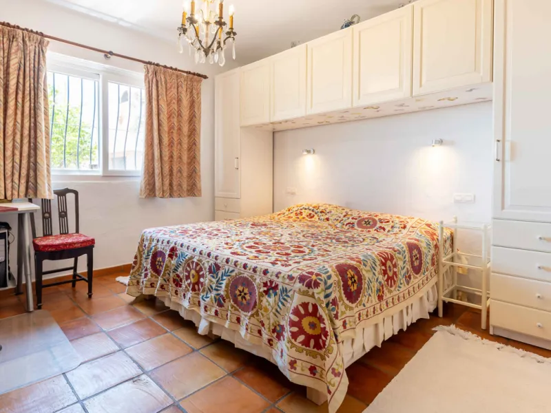 House - Detached Villa в продаже в Mijas, Málaga. В доме 5 спален и 4 ванных комнат. Площадь дома 322 м². Площадь участка 1777 м²