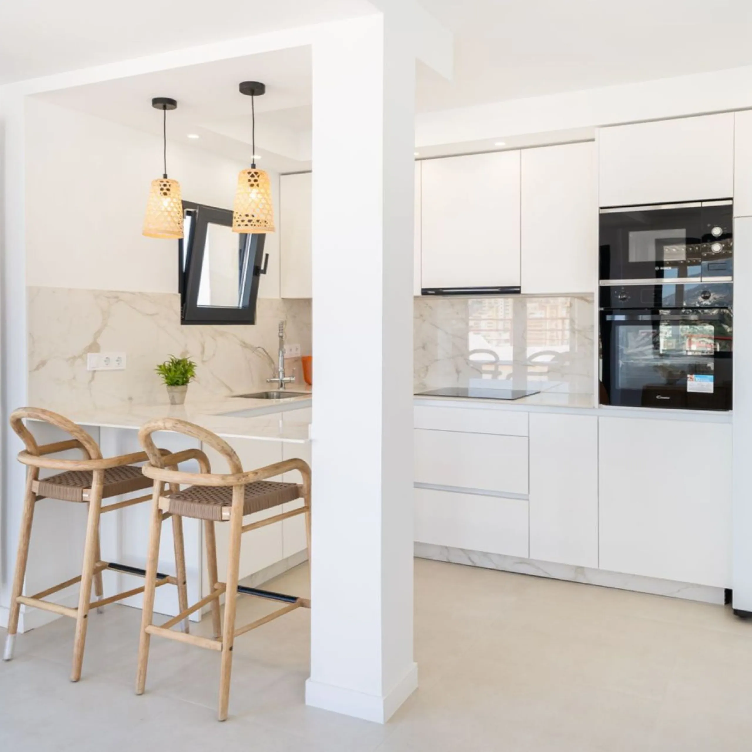 Apartment - Penthouse в продаже в Fuengirola, Málaga. В доме 2 спален и 1 ванных комнат. Площадь дома 60 м²