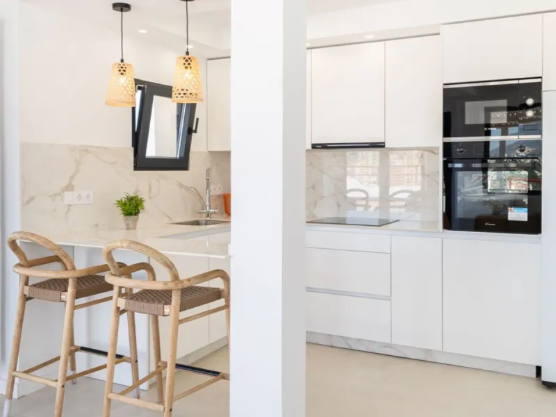 Apartment - Penthouse в продаже в Fuengirola, Málaga. В доме 2 спален и 1 ванных комнат. Площадь дома 60 м²