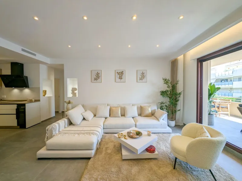Stunning Beachfront Luxury Apartment in San Pedro – Fully Renovated to Perfection