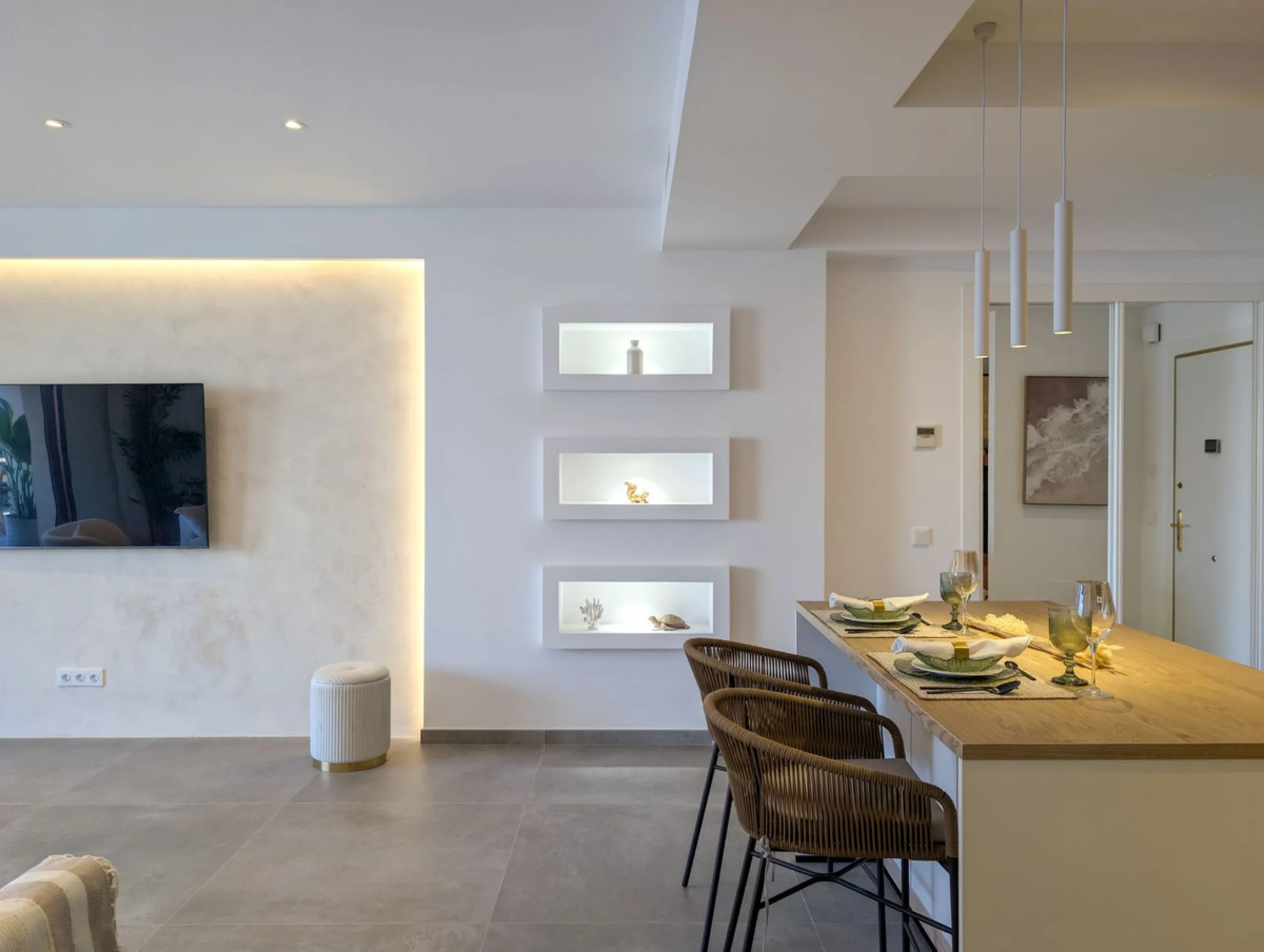 Stunning Beachfront Luxury Apartment in San Pedro – Fully Renovated to Perfection