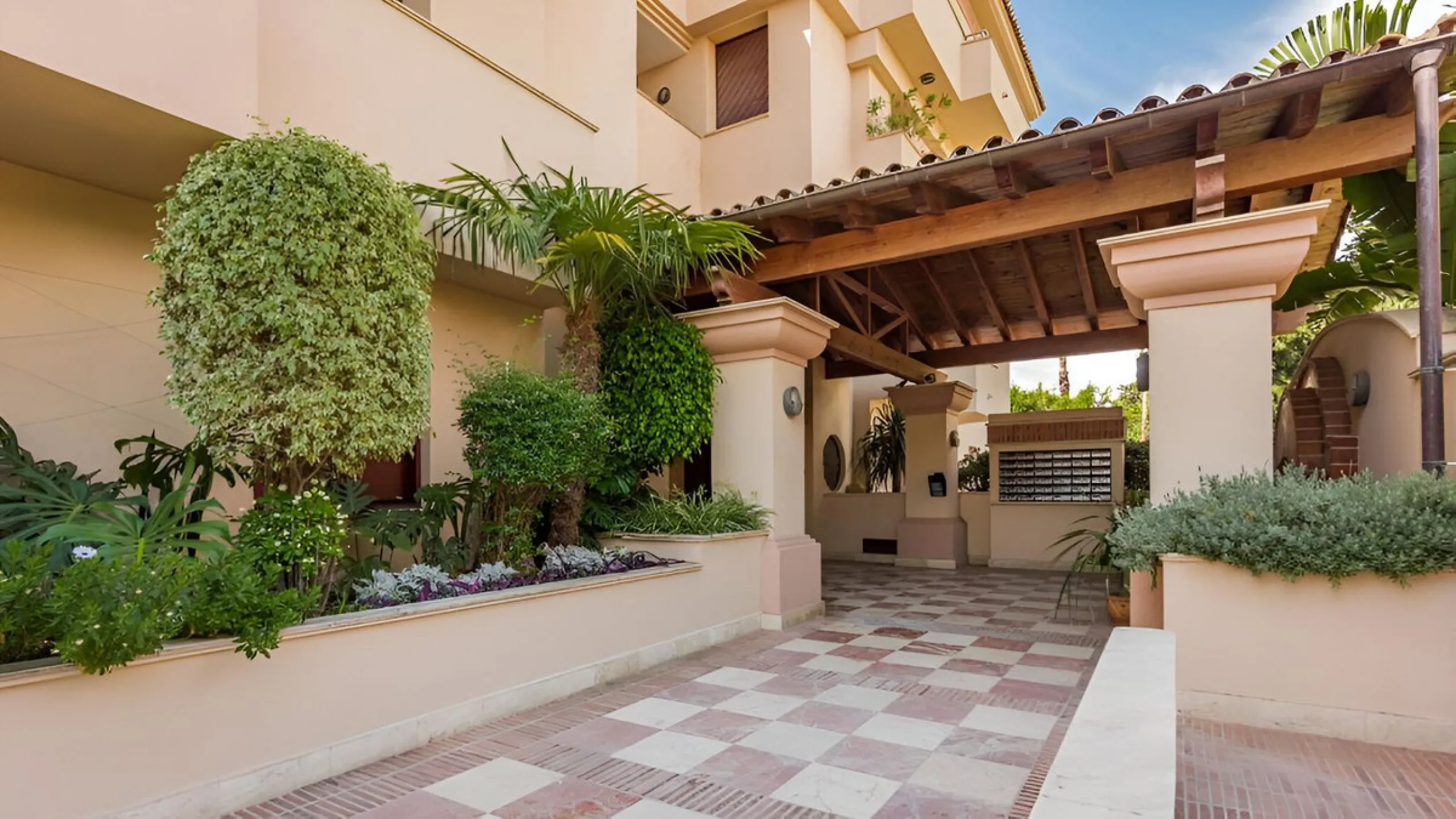 Stunning Beachfront Luxury Apartment in San Pedro – Fully Renovated to Perfection