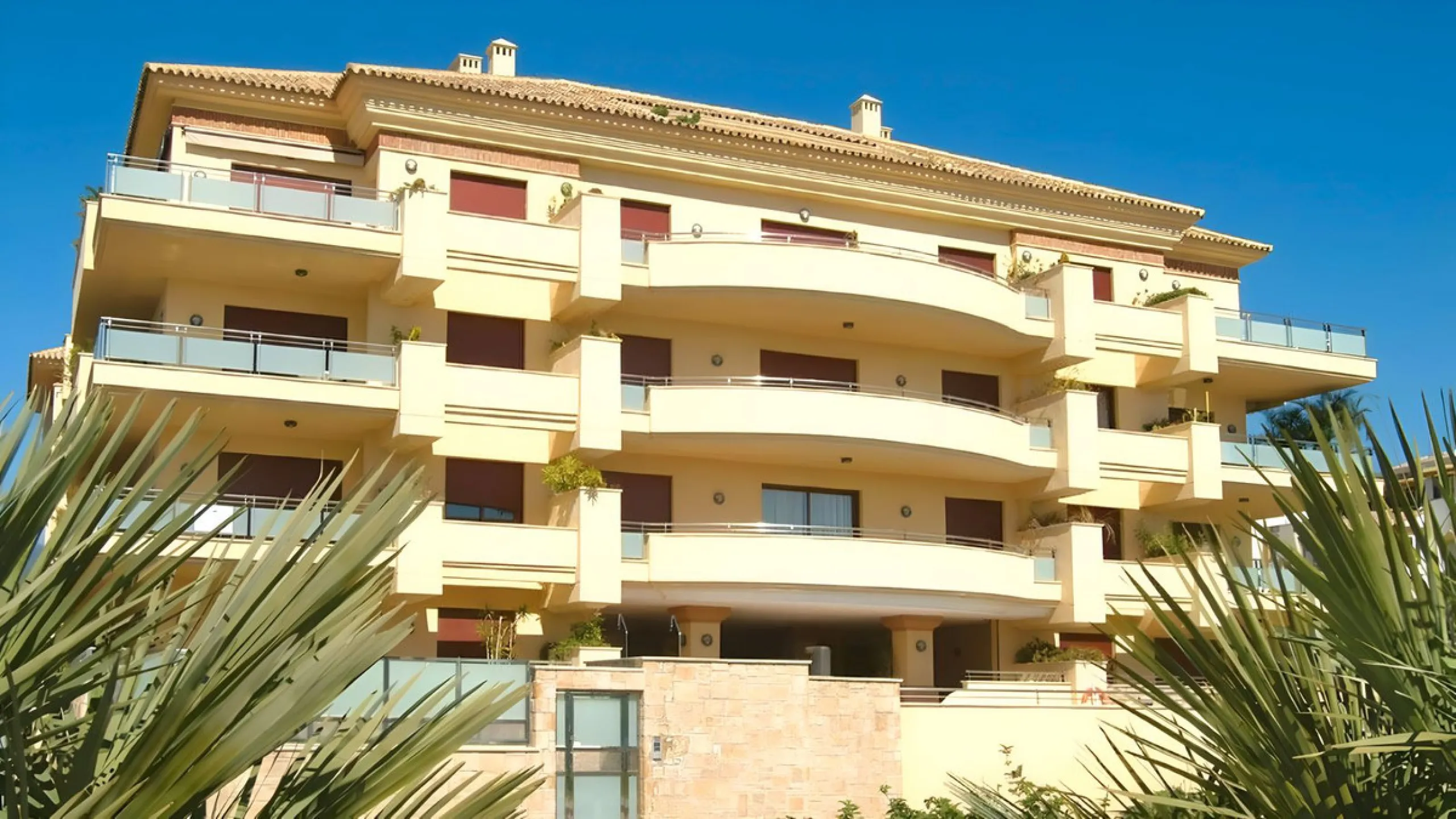 Stunning Beachfront Luxury Apartment in San Pedro – Fully Renovated to Perfection