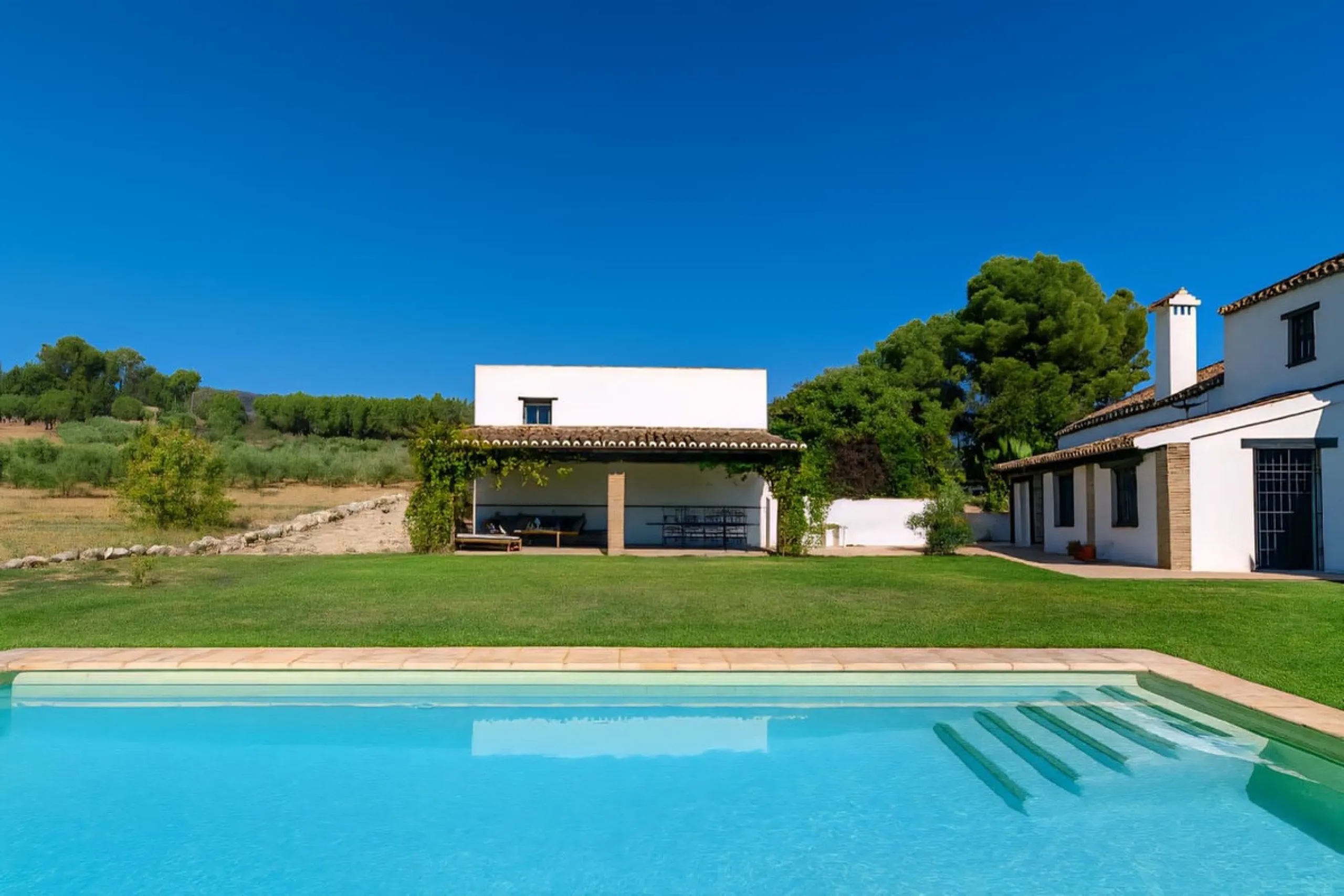 Renovated country house with pool, vineyard & panoramic views – Ronda, Fuente la Higuera