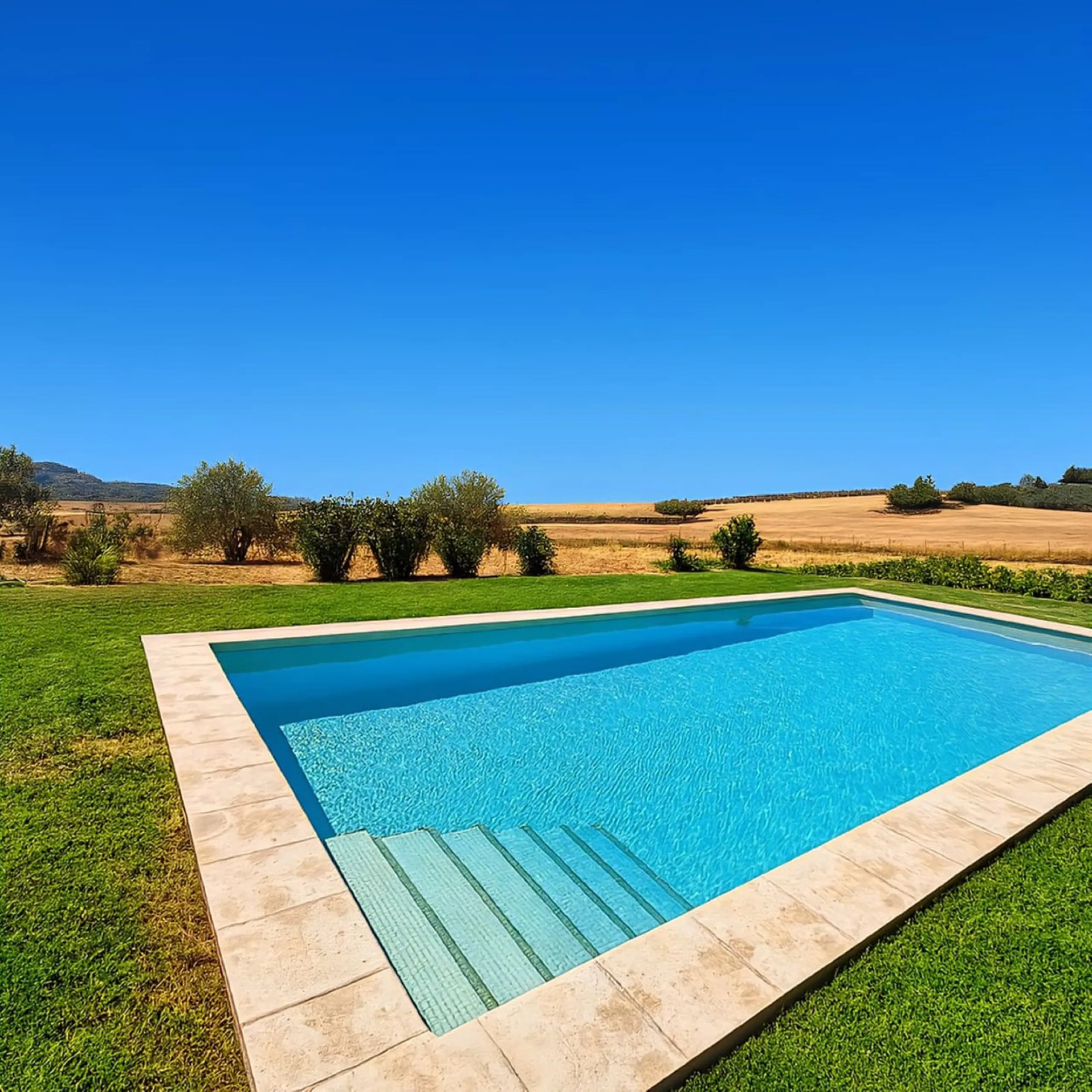 Renovated country house with pool, vineyard & panoramic views – Ronda, Fuente la Higuera