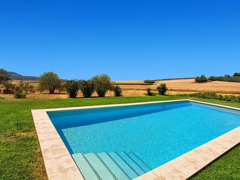 Renovated country house with pool, vineyard & panoramic views – Ronda, Fuente la Higuera