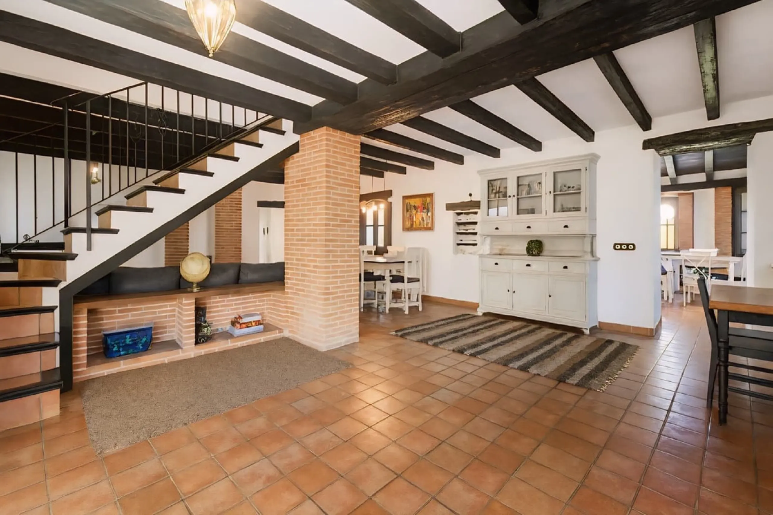 Renovated country house with pool, vineyard & panoramic views – Ronda, Fuente la Higuera
