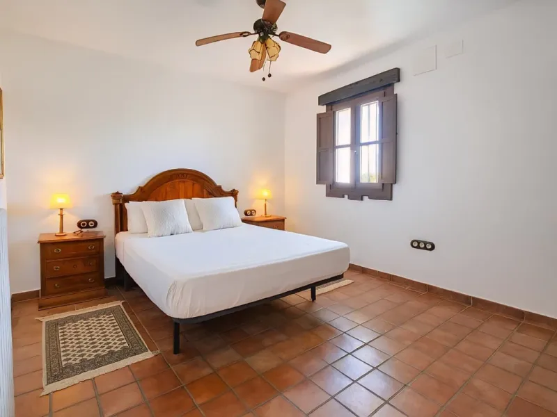 Renovated country house with pool, vineyard & panoramic views – Ronda, Fuente la Higuera