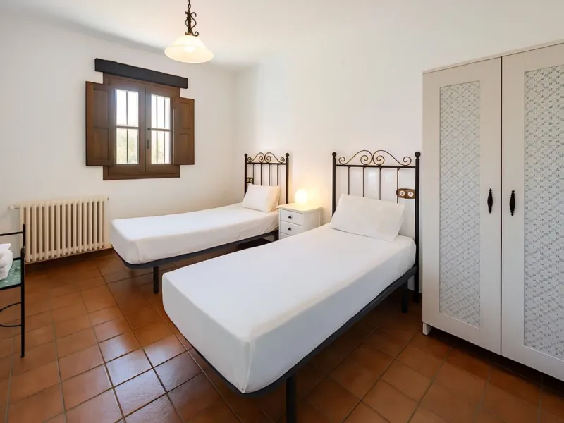 Renovated country house with pool, vineyard & panoramic views – Ronda, Fuente la Higuera