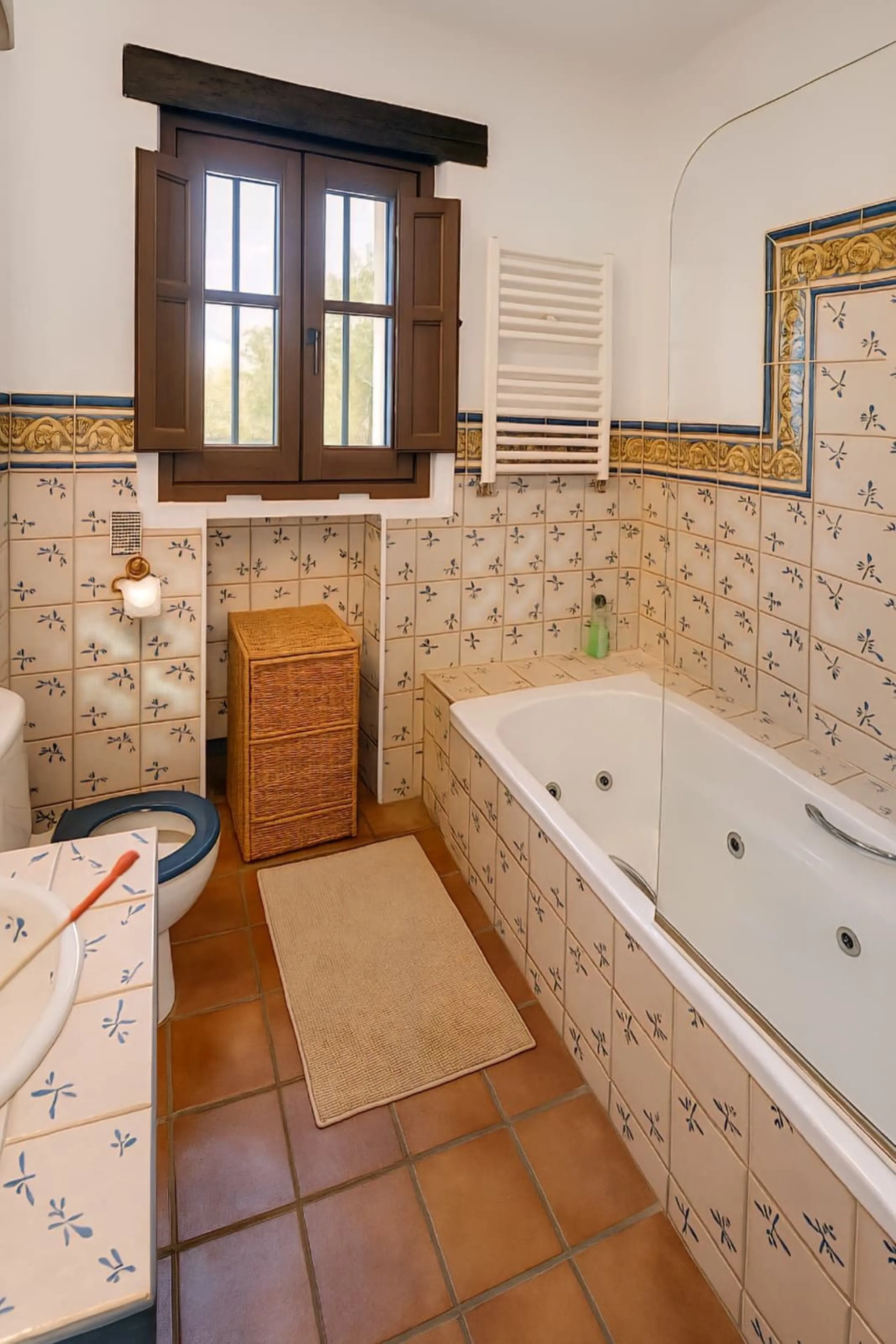 Renovated country house with pool, vineyard & panoramic views – Ronda, Fuente la Higuera