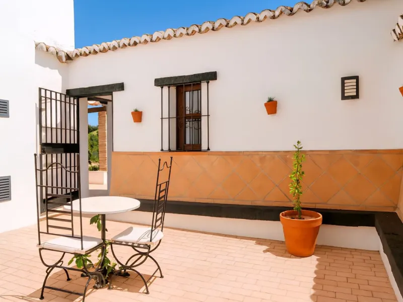 Renovated country house with pool, vineyard & panoramic views – Ronda, Fuente la Higuera