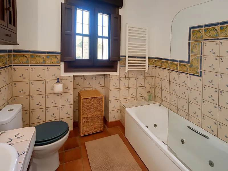 Renovated country house with pool, vineyard & panoramic views – Ronda, Fuente la Higuera