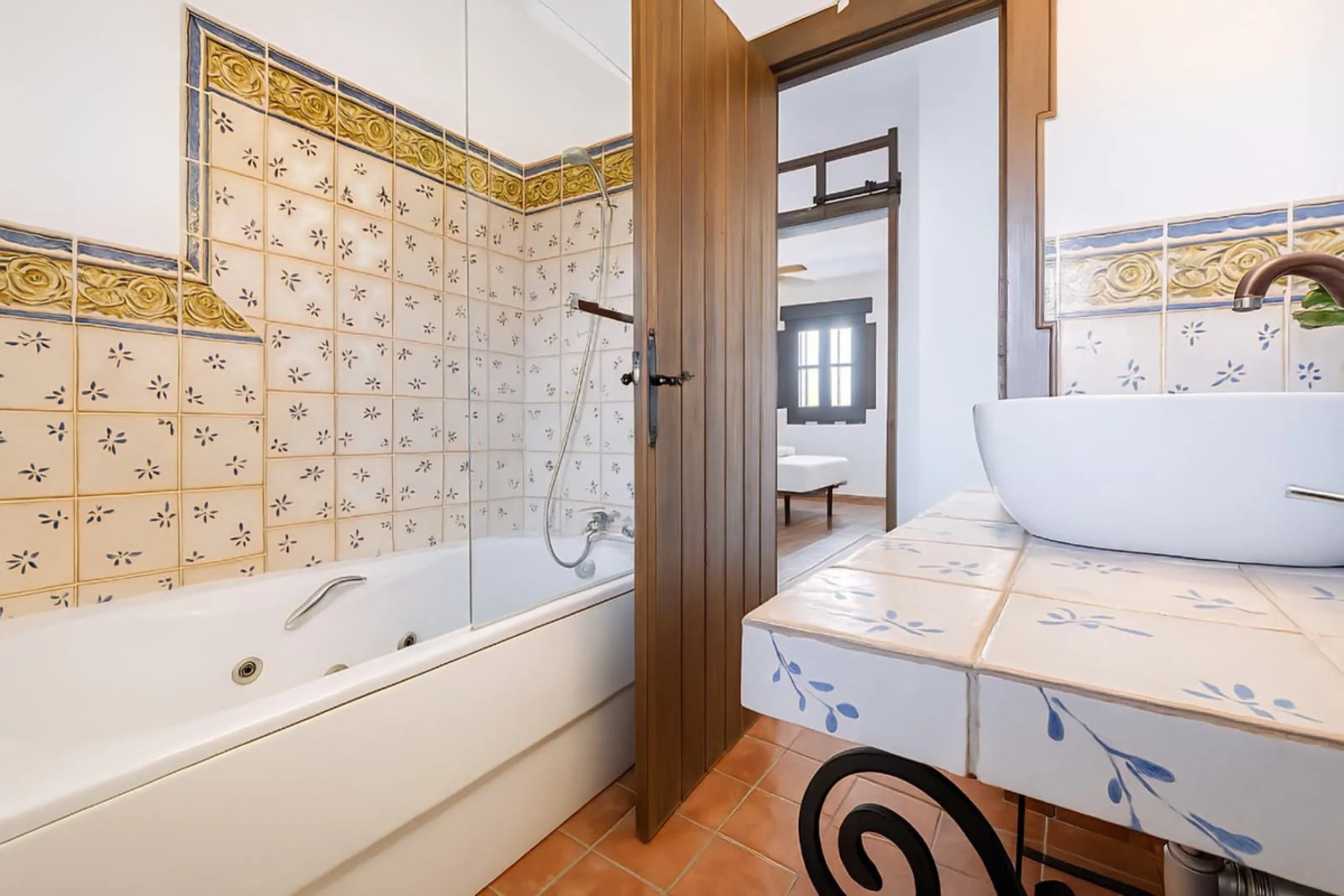 Renovated country house with pool, vineyard & panoramic views – Ronda, Fuente la Higuera