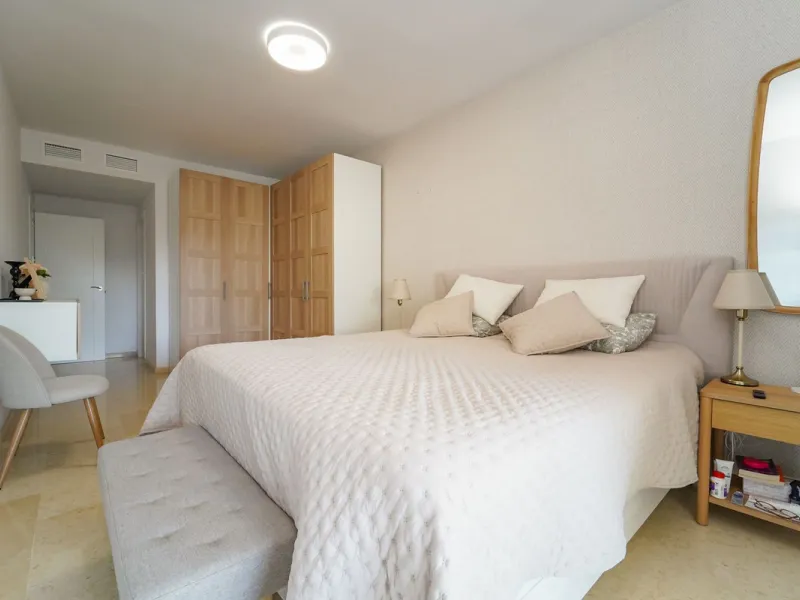 Apartment - Ground Floor Apartment в продаже в Marbella, Málaga. В доме 3 спален и 2 ванных комнат. Площадь дома 155 м²