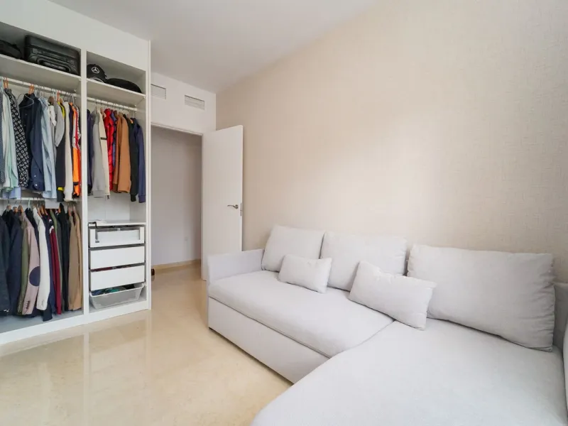 Apartment - Ground Floor Apartment в продаже в Marbella, Málaga. В доме 3 спален и 2 ванных комнат. Площадь дома 155 м²