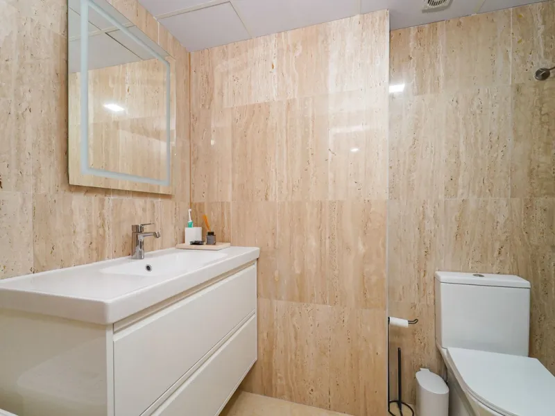 Apartment - Ground Floor Apartment в продаже в Marbella, Málaga. В доме 3 спален и 2 ванных комнат. Площадь дома 155 м²