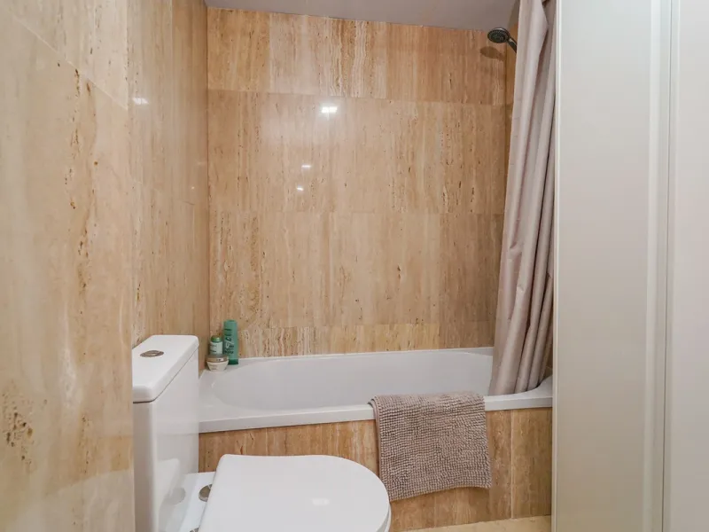 Apartment - Ground Floor Apartment в продаже в Marbella, Málaga. В доме 3 спален и 2 ванных комнат. Площадь дома 155 м²