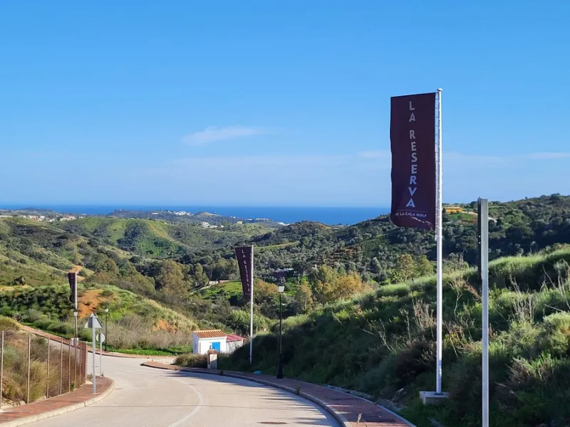 Plot - Residential Plot в продаже в Mijas, Málaga. Площадь участка 1400 м²