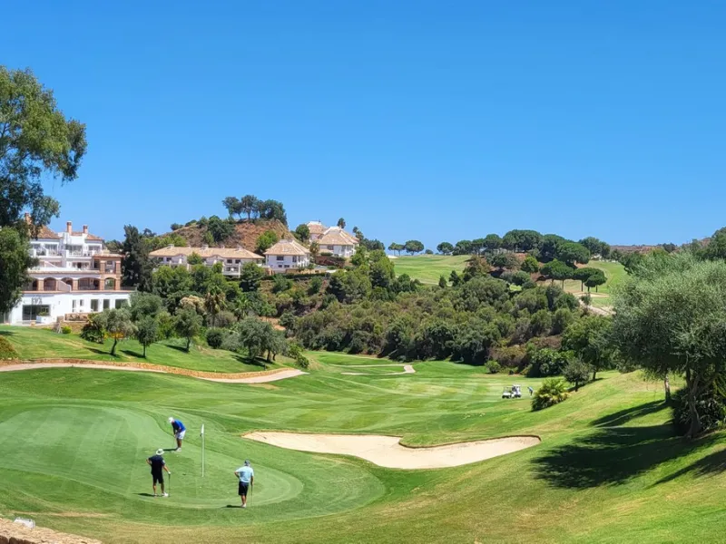 Plot - Residential Plot в продаже в Mijas, Málaga. Площадь участка 1400 м²