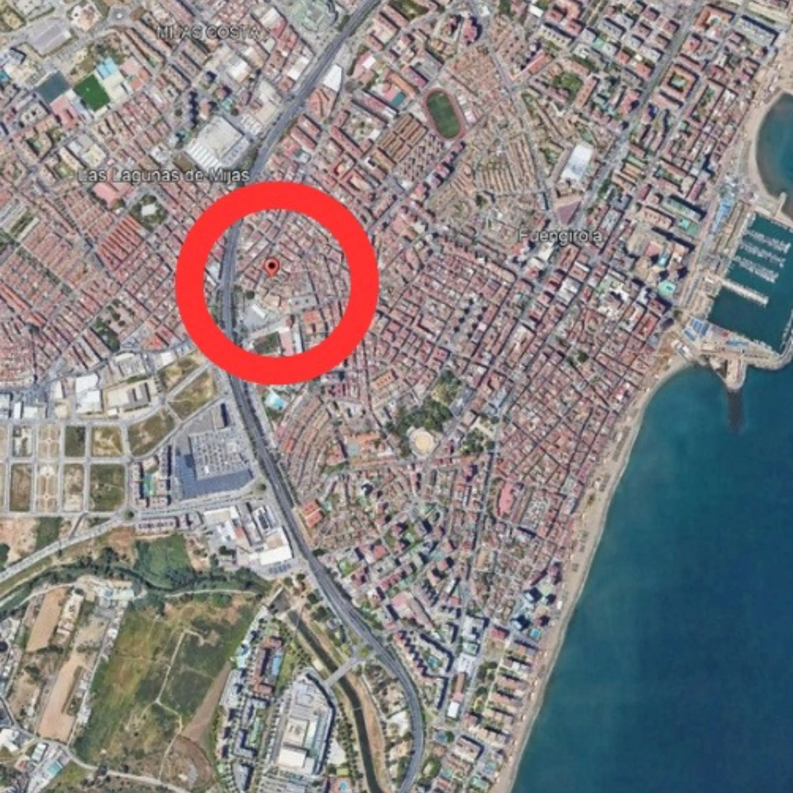 Plot - Residential Plot в продаже в Mijas, Málaga. Площадь дома 958 м². Площадь участка 230 м²