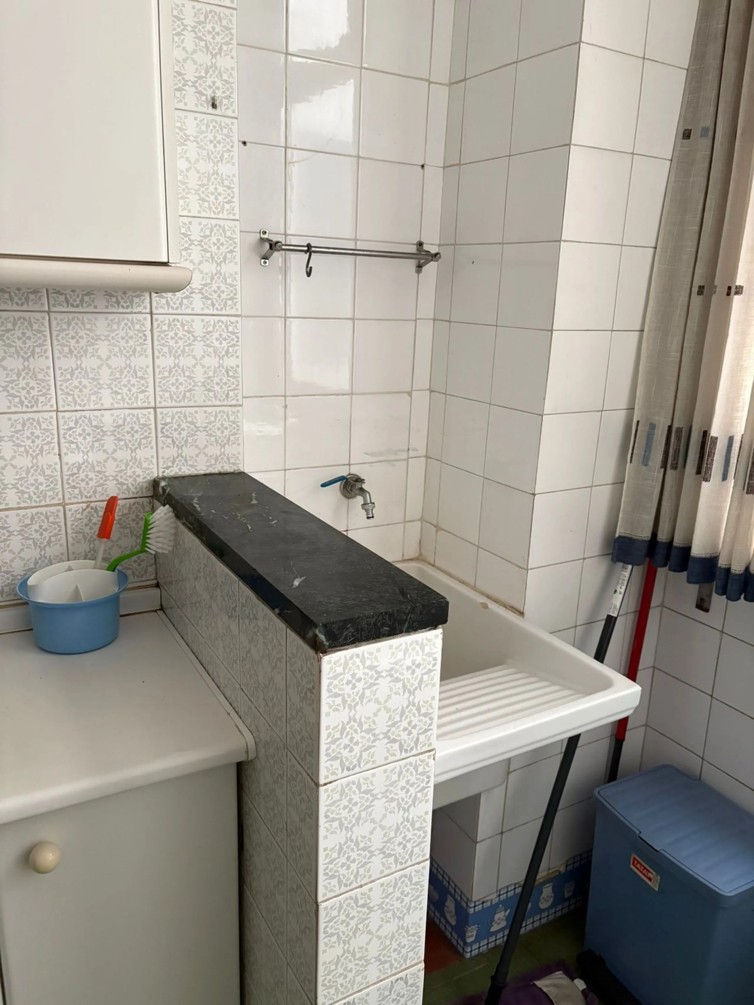 Apartment - Middle Floor Apartment в продаже в Fuengirola, Málaga. В доме 3 спален и 2 ванных комнат. Площадь дома 115 м²
