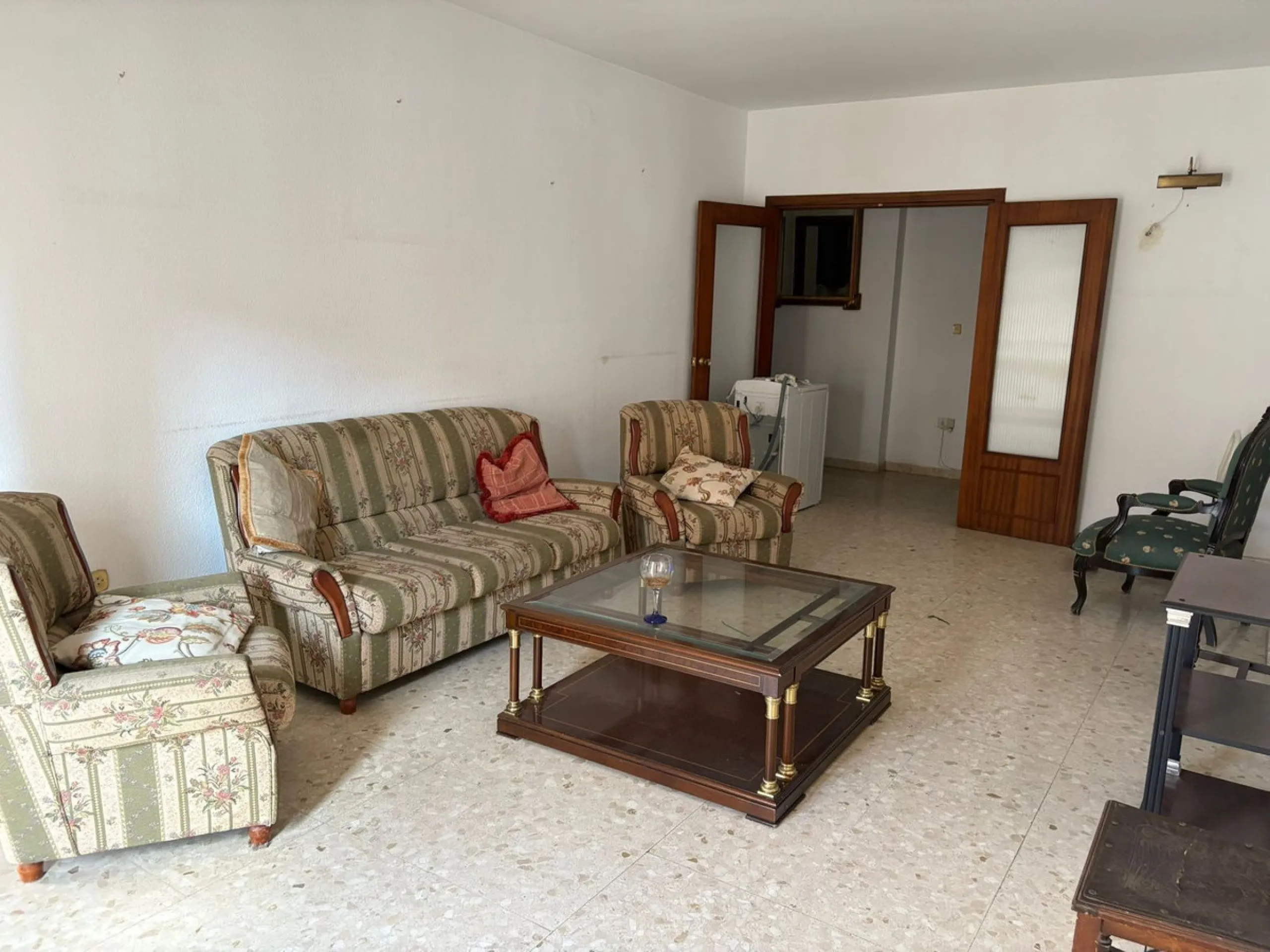 Apartment - Middle Floor Apartment в продаже в Fuengirola, Málaga. В доме 3 спален и 2 ванных комнат. Площадь дома 115 м²