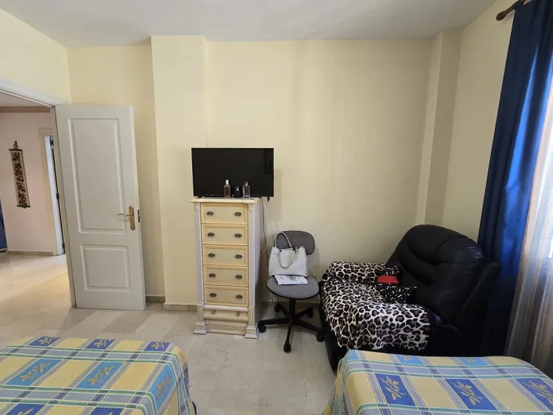 Apartment - Ground Floor Apartment в продаже в Marbella, Málaga. В доме 2 спален и 2 ванных комнат. Площадь дома 135 м²