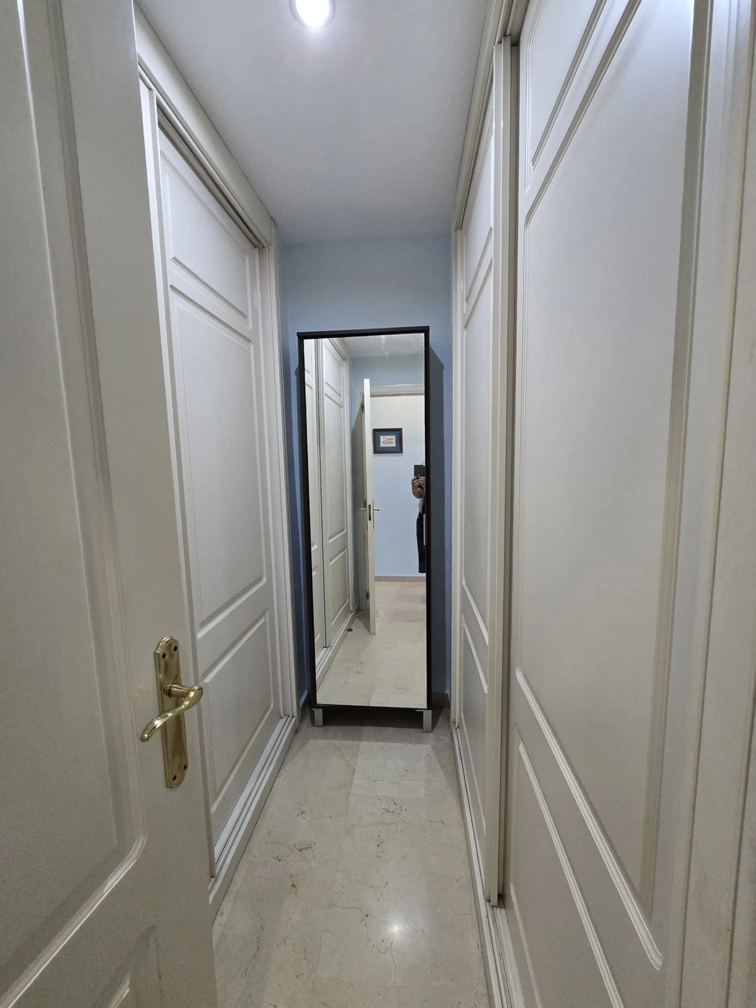 Apartment - Ground Floor Apartment в продаже в Marbella, Málaga. В доме 2 спален и 2 ванных комнат. Площадь дома 135 м²