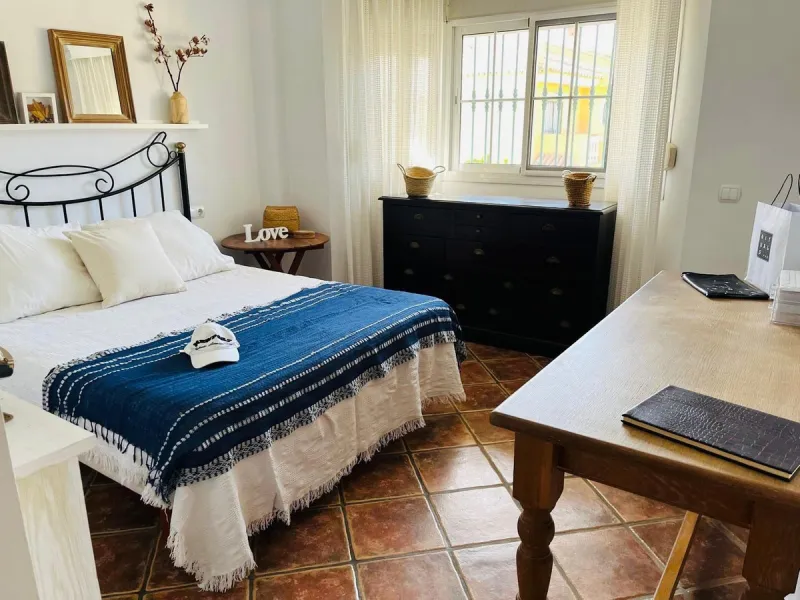 Welcome to this beautiful family home in Los Boliches! This property perfectly combines comfort, style, and location.