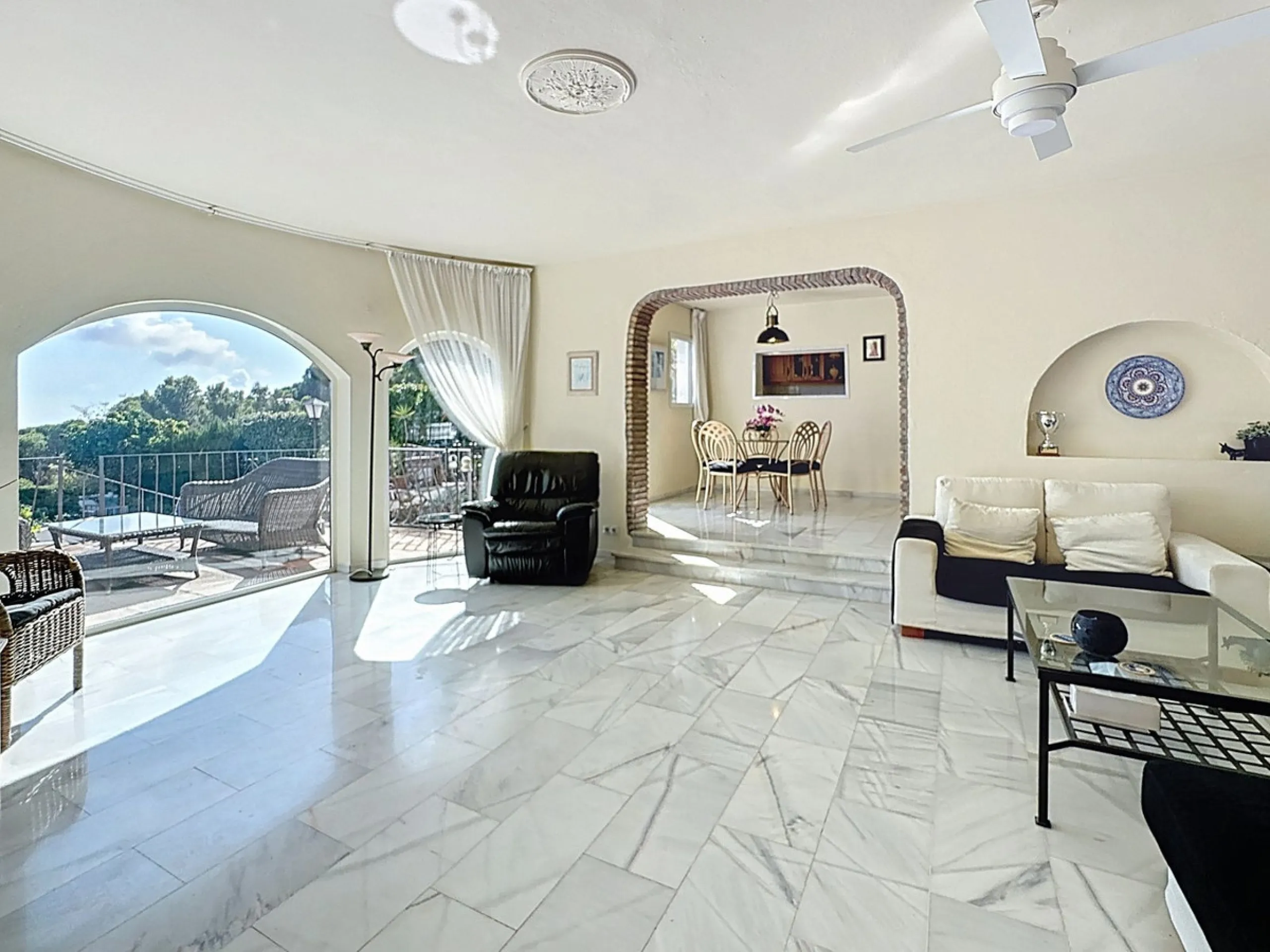 Charming Andalusian Villa with Panoramic Sea Views in Urbanisation Santa Rosa, Mijas