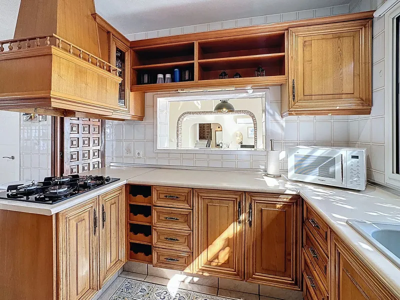 Charming Andalusian Villa with Panoramic Sea Views in Urbanisation Santa Rosa, Mijas