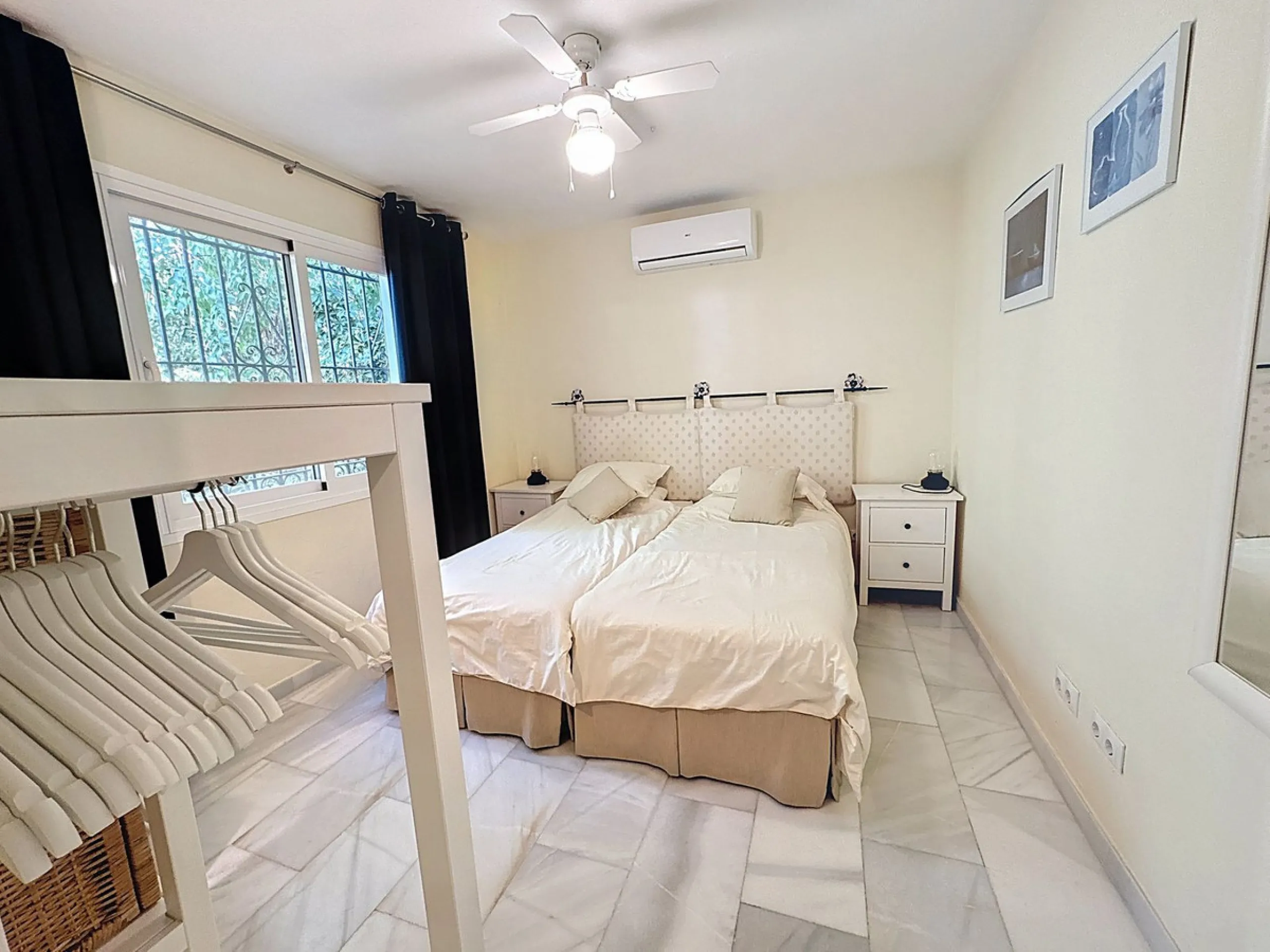 Charming Andalusian Villa with Panoramic Sea Views in Urbanisation Santa Rosa, Mijas