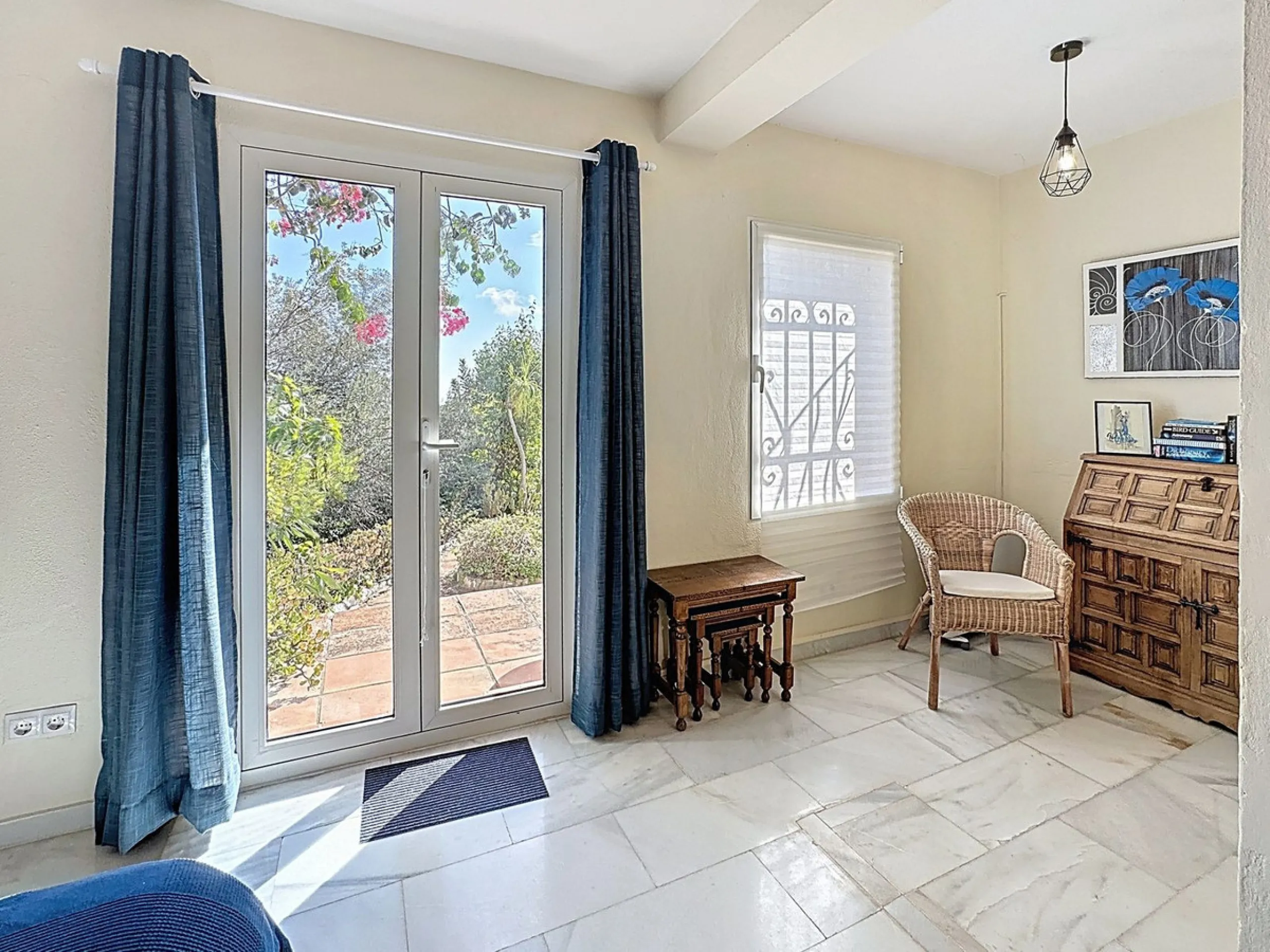Charming Andalusian Villa with Panoramic Sea Views in Urbanisation Santa Rosa, Mijas