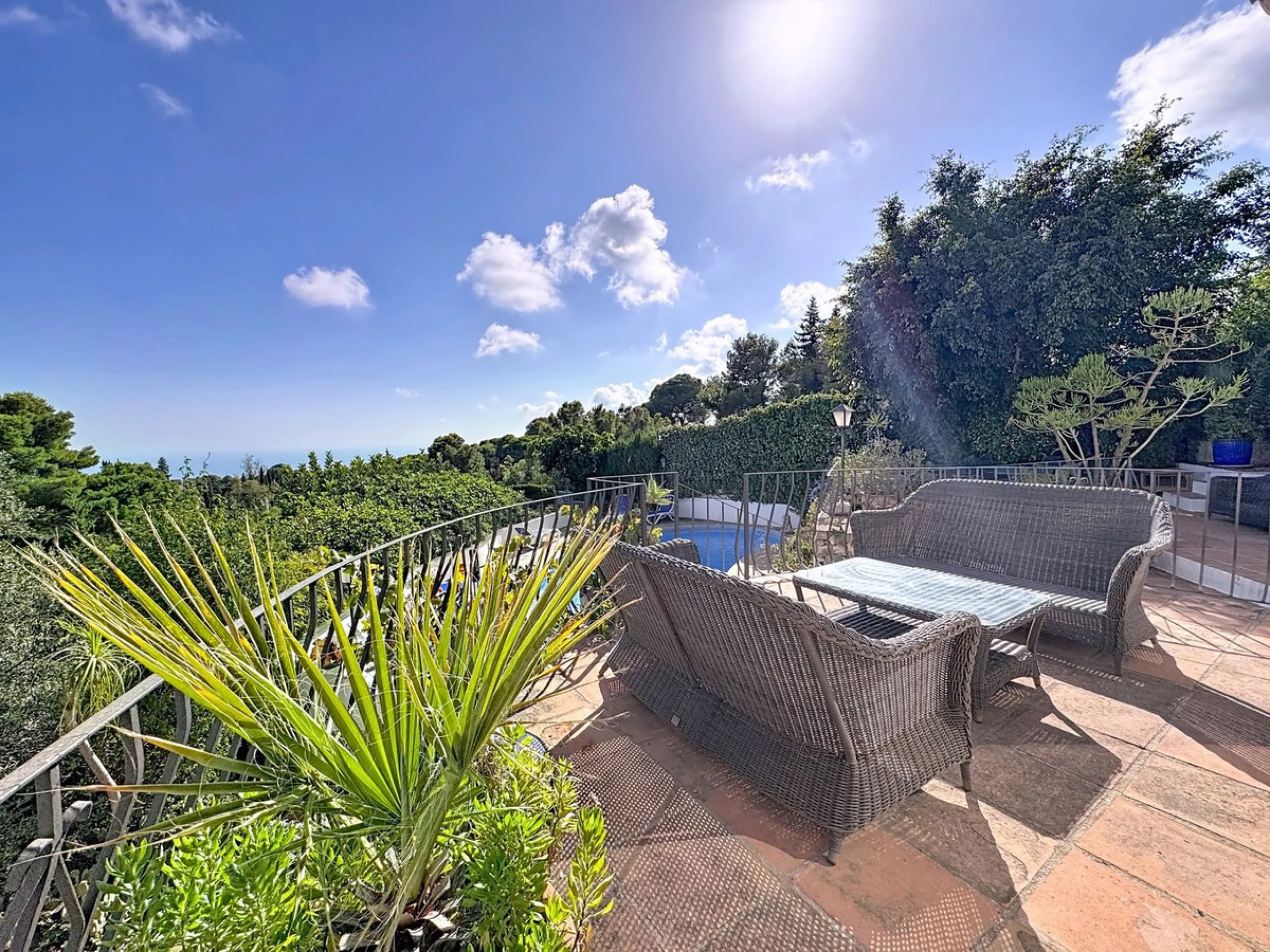 Charming Andalusian Villa with Panoramic Sea Views in Urbanisation Santa Rosa, Mijas
