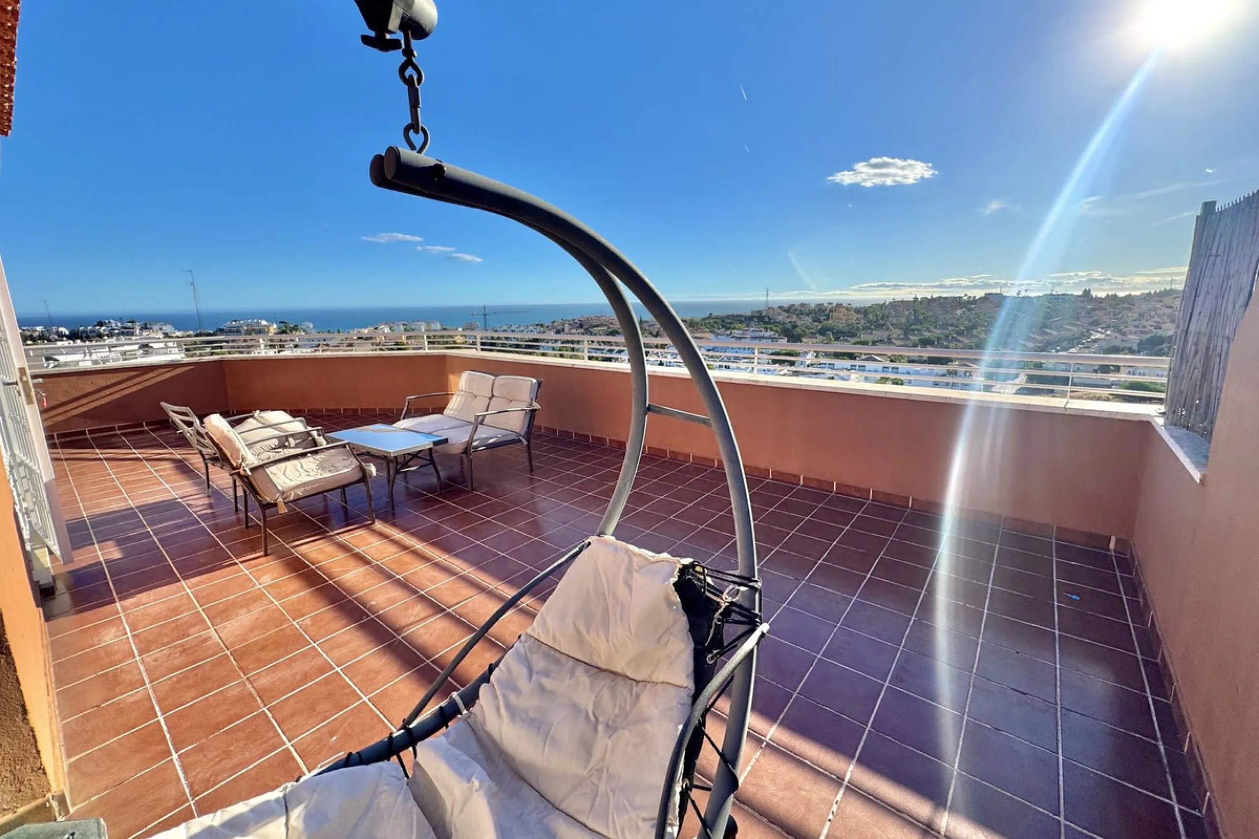 BEST BUY ALERT (Massively Reduced) - 2 bed, 2 bath penthouse in Mijas Costa with enormous 150m2 wrap around terrace / solarium, all with beautiful panoramic sea views.