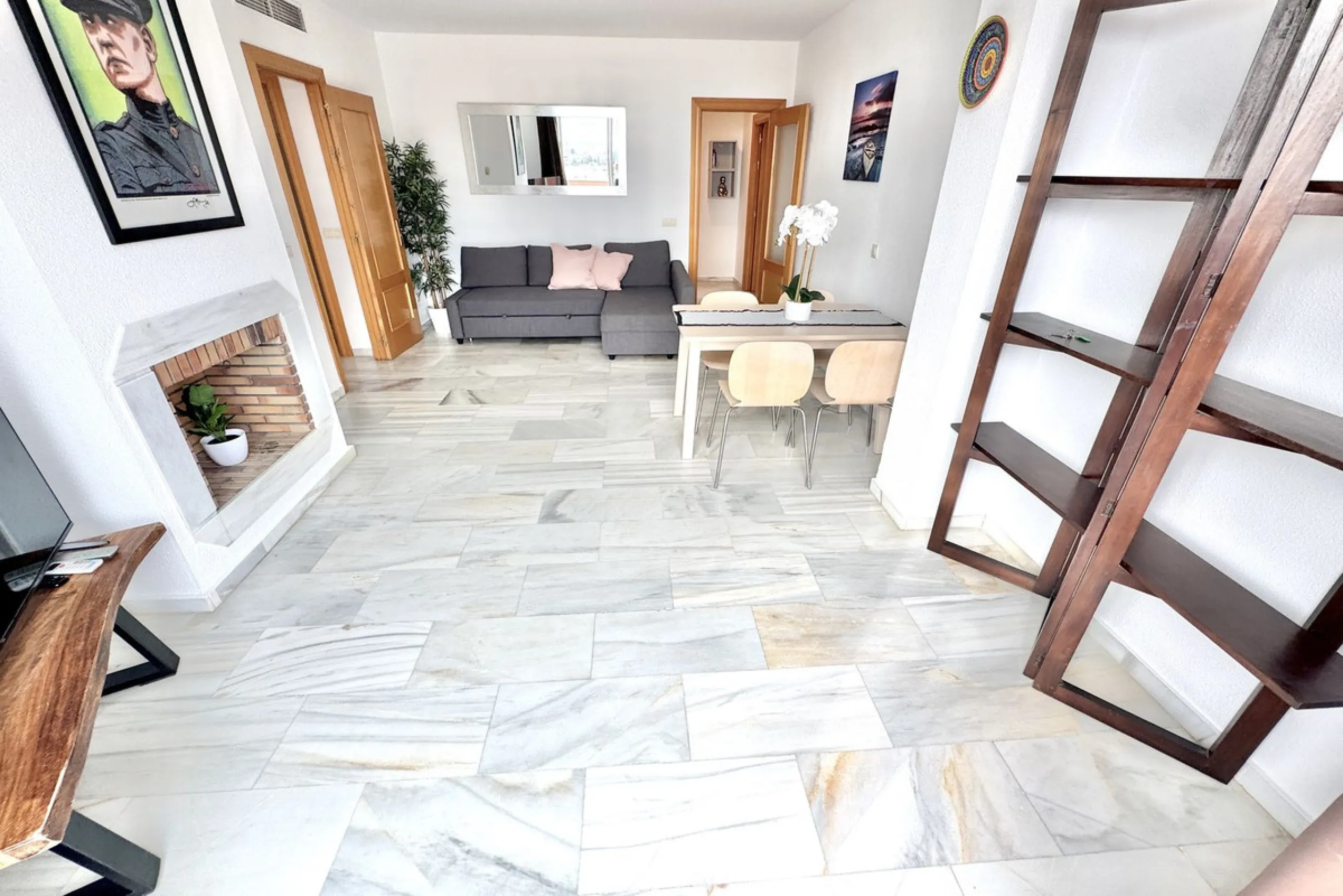 BEST BUY ALERT (Massively Reduced) - 2 bed, 2 bath penthouse in Mijas Costa with enormous 150m2 wrap around terrace / solarium, all with beautiful panoramic sea views.