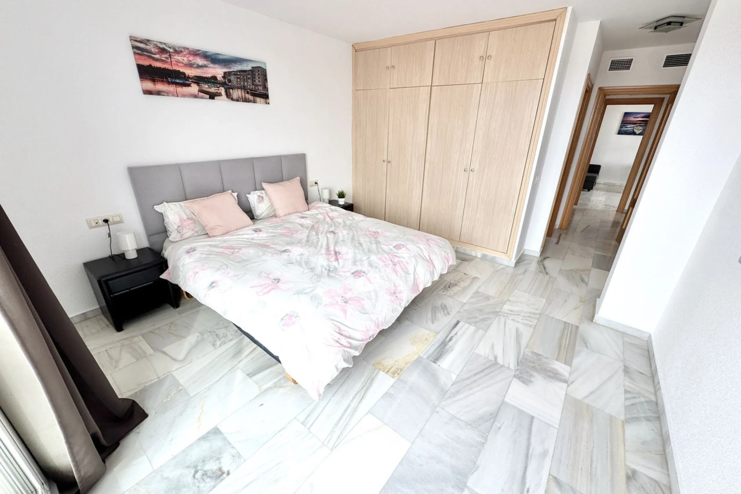 BEST BUY ALERT (Massively Reduced) - 2 bed, 2 bath penthouse in Mijas Costa with enormous 150m2 wrap around terrace / solarium, all with beautiful panoramic sea views.