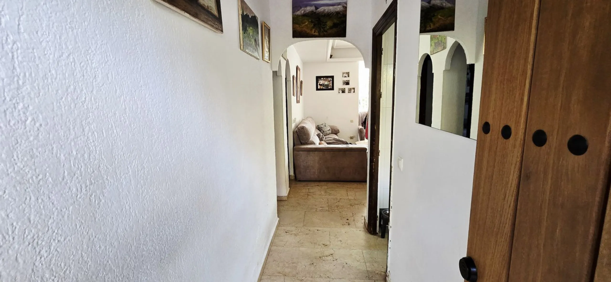 Apartment - Ground Floor Apartment в продаже в Marbella, Málaga. В доме 3 спален и 1 ванных комнат. Площадь дома 87 м²
