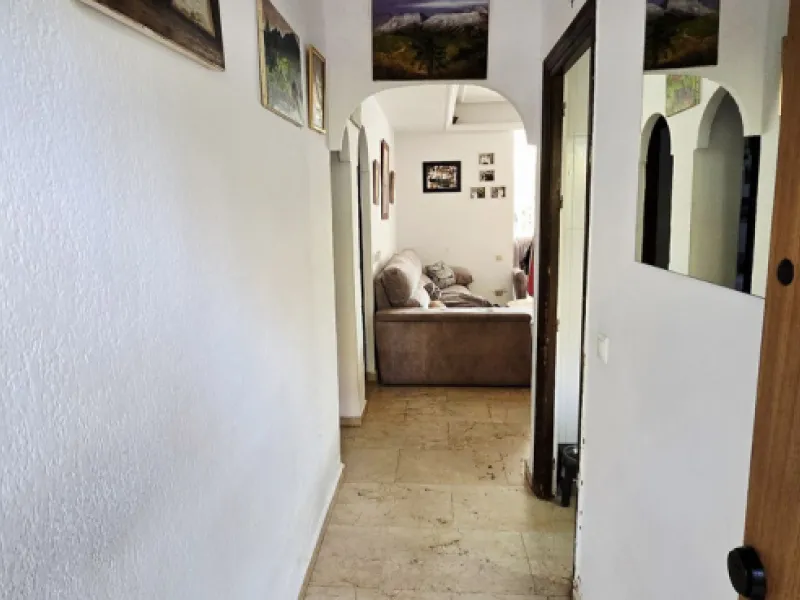 Apartment - Ground Floor Apartment в продаже в Marbella, Málaga. В доме 3 спален и 1 ванных комнат. Площадь дома 87 м²