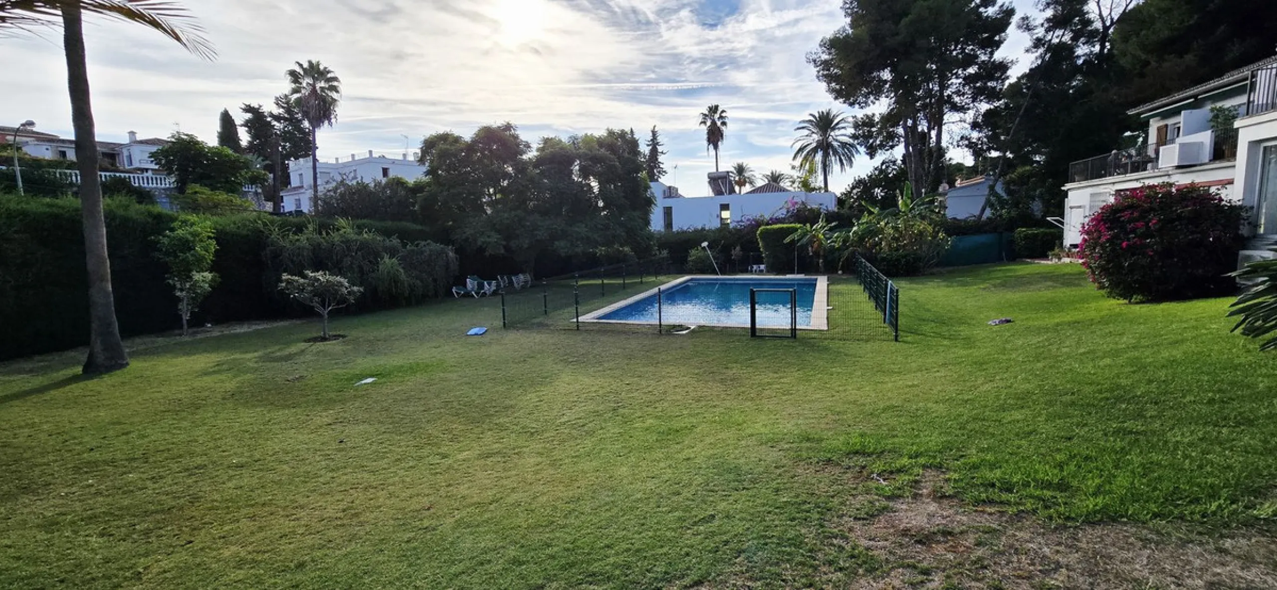 Apartment - Ground Floor Apartment в продаже в Marbella, Málaga. В доме 3 спален и 1 ванных комнат. Площадь дома 87 м²