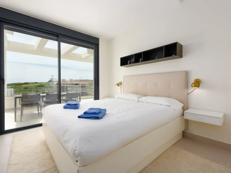 Luxurious Duplex Penthouse with Breathtaking Views in Mirador de Estepona Golf