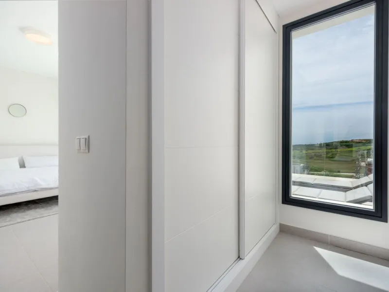 Luxurious Duplex Penthouse with Breathtaking Views in Mirador de Estepona Golf