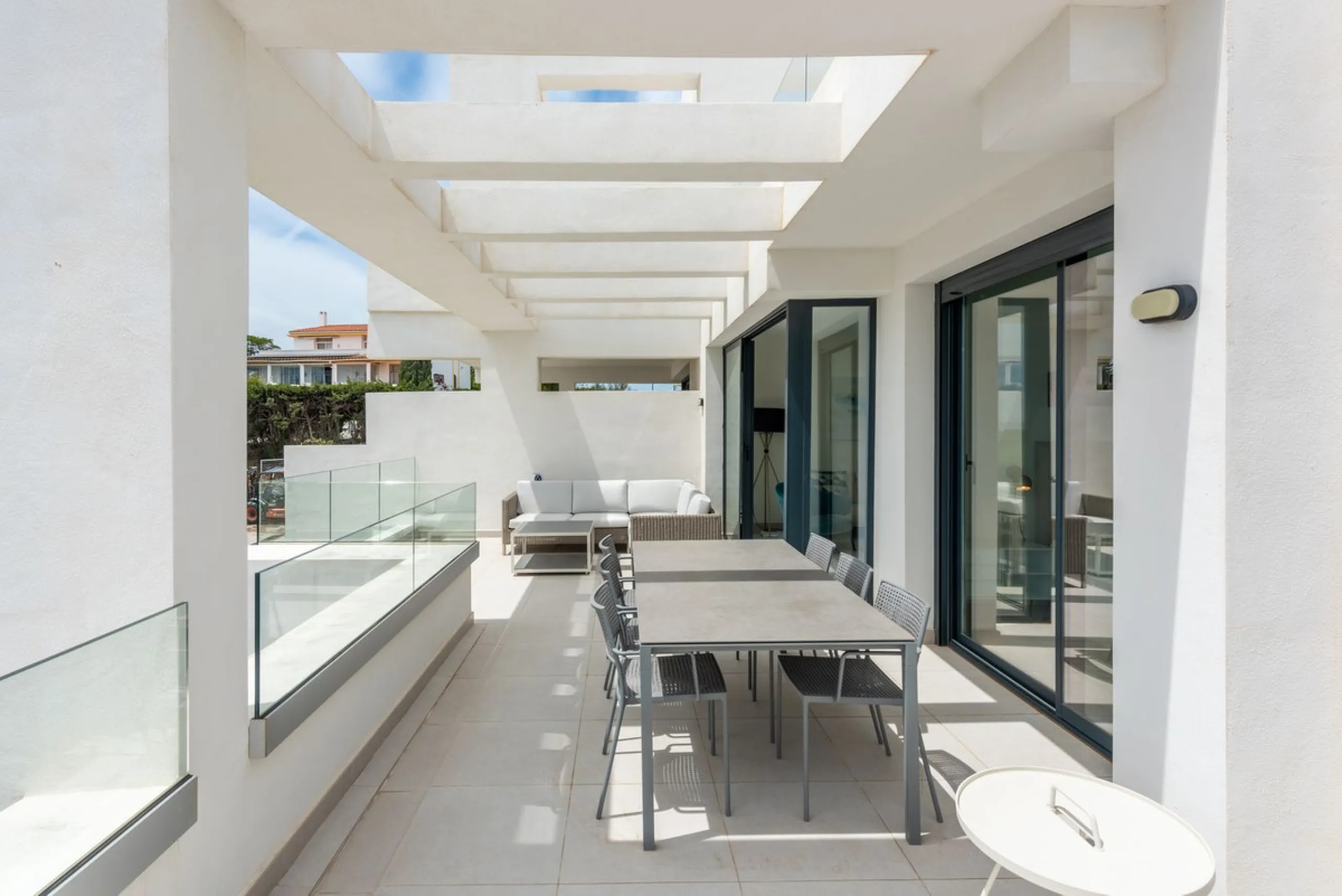 Luxurious Duplex Penthouse with Breathtaking Views in Mirador de Estepona Golf