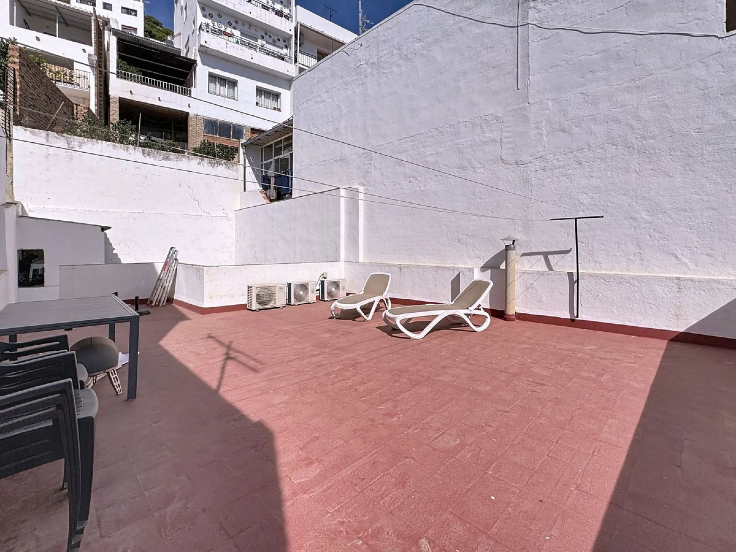 Elegant Townhouse with Terraces, Patio Access, and Expansion Possibilities in Mijas Pueblo