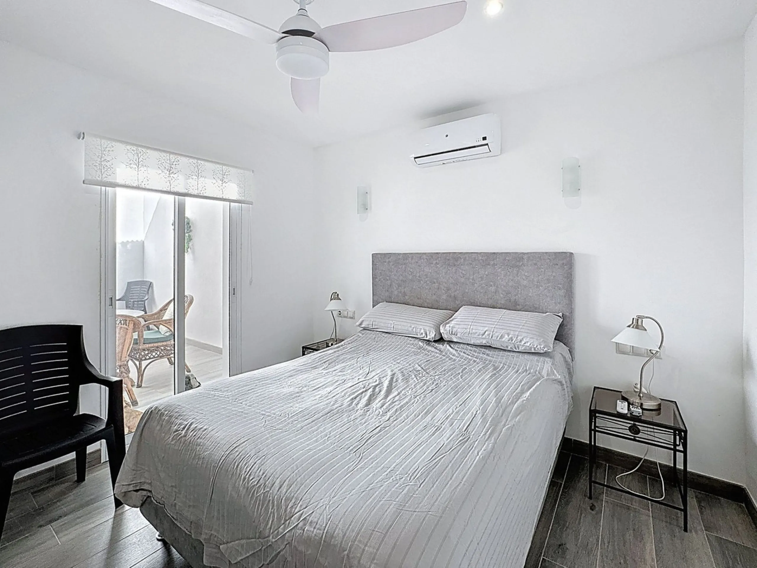 Elegant Townhouse with Terraces, Patio Access, and Expansion Possibilities in Mijas Pueblo