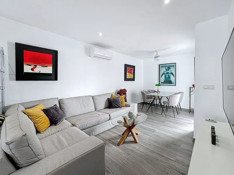 Elegant Townhouse with Terraces, Patio Access, and Expansion Possibilities in Mijas Pueblo